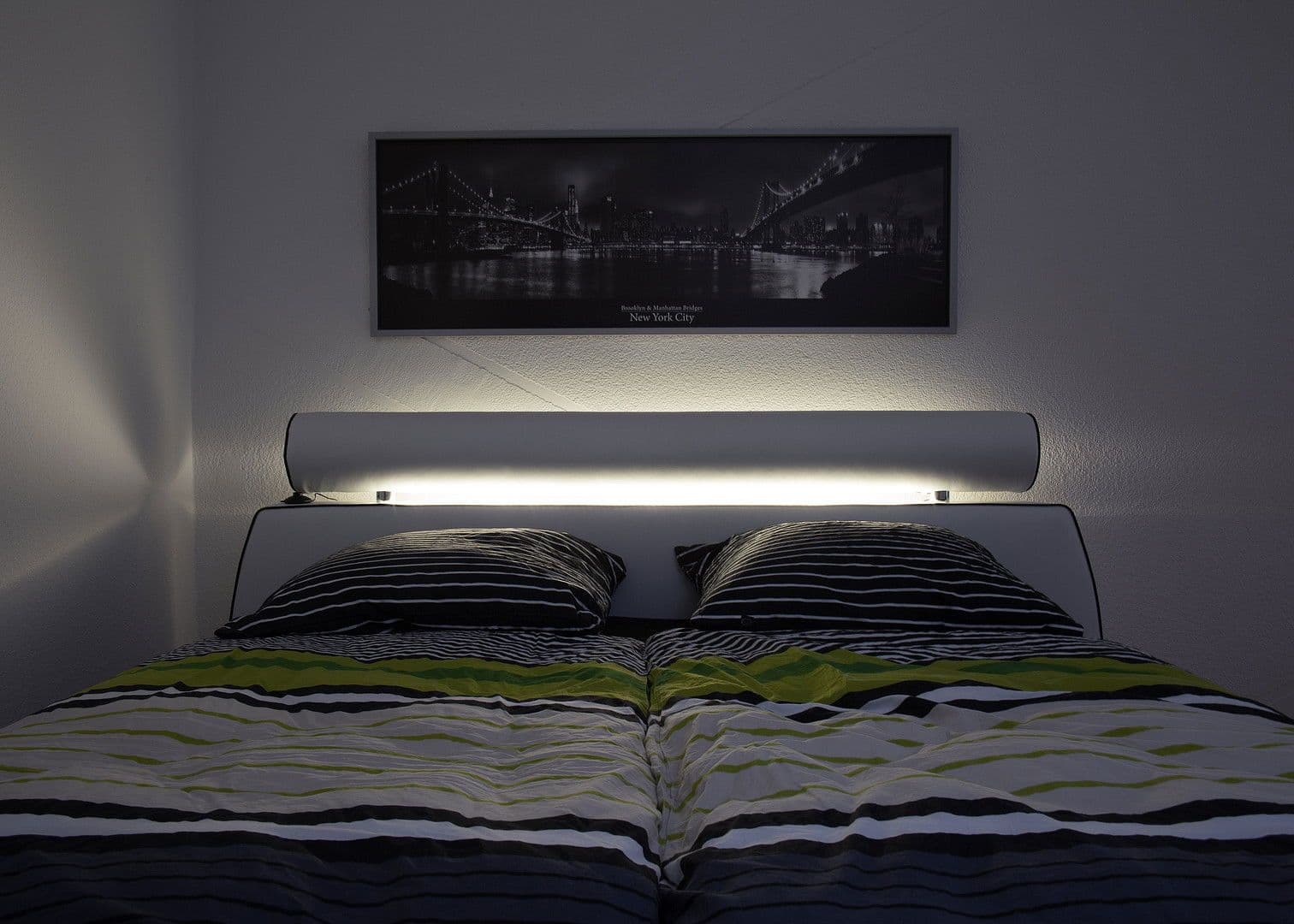 Prenájom bytu 1-izbový 37 m², Berlin, Berlín Prenájom bytu 1-izbový 37 m², Berlin, Berlín