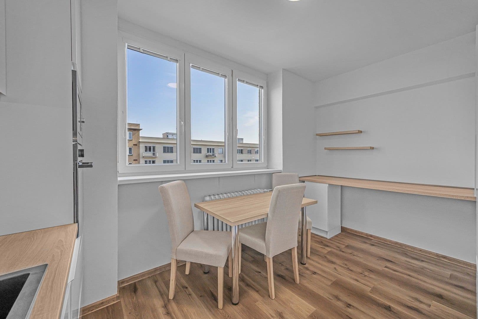 Prenájom bytu 1-izbový 42 m², Kubánské náměstí, Praha, Praha Prenájom bytu 1-izbový 42 m², Kubánské náměstí, Praha, Praha