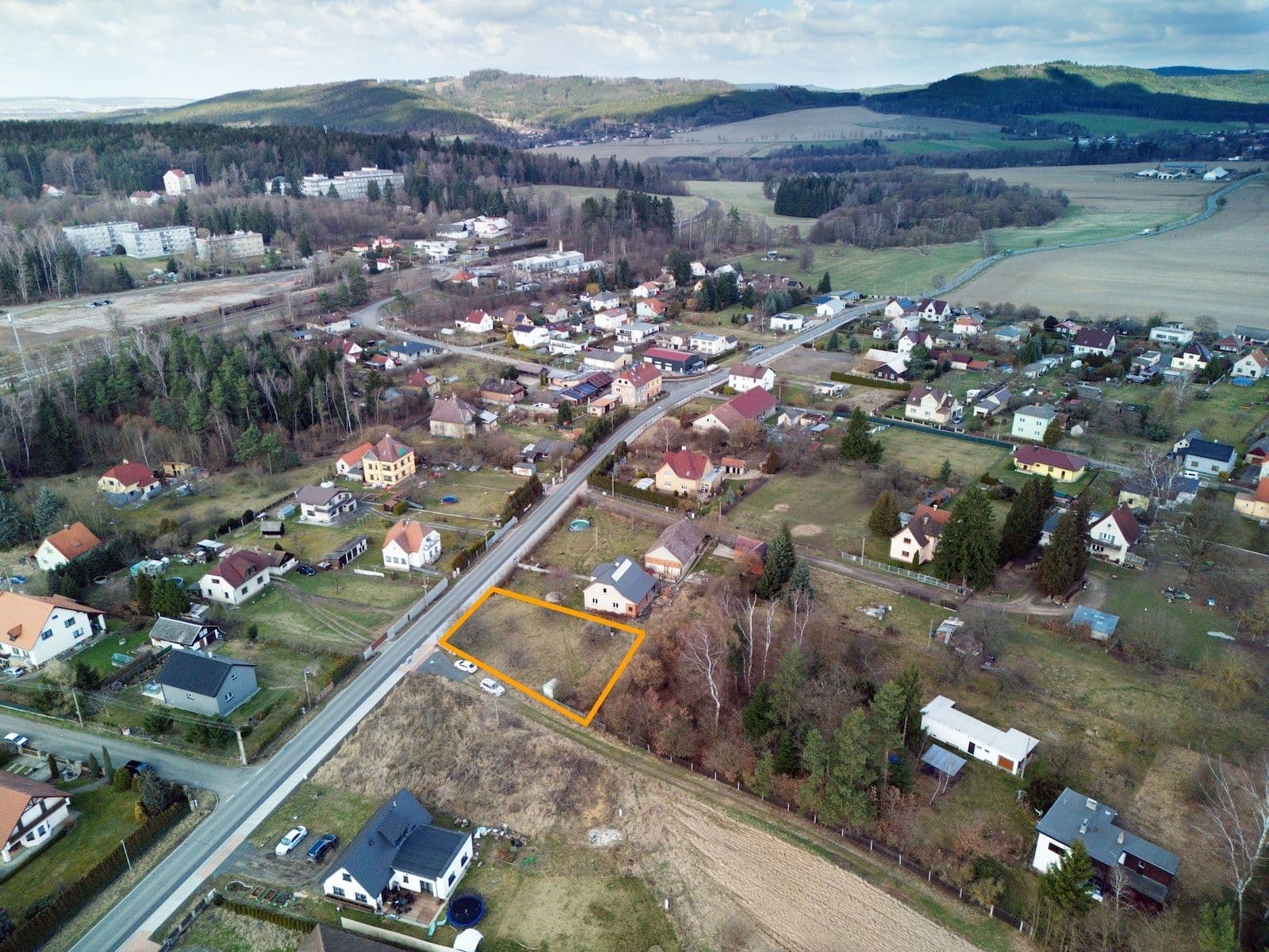 Predaj pozemku 1.036 m², Dobřívská, Mirošov, Plzeňský kraj Predaj pozemku 1.036 m², Dobřívská, Mirošov, Plzeňský kraj