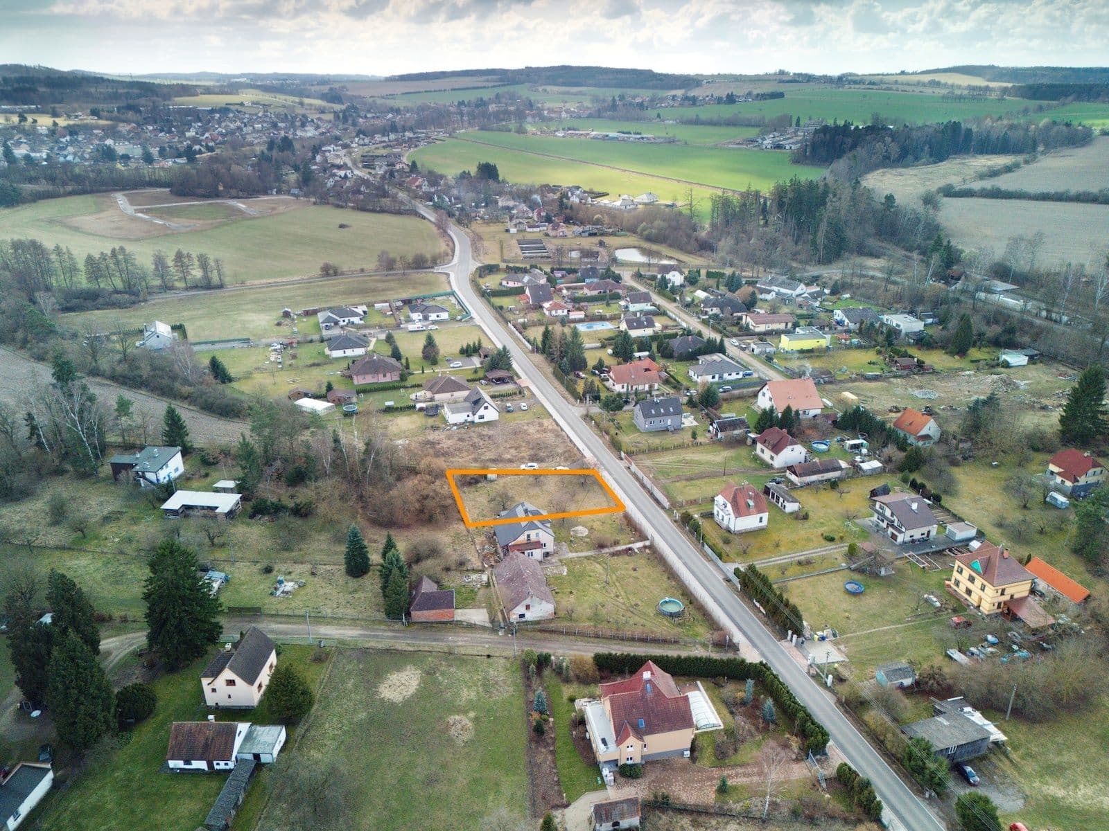 Predaj pozemku 1.036 m², Dobřívská, Mirošov, Plzeňský kraj Predaj pozemku 1.036 m², Dobřívská, Mirošov, Plzeňský kraj
