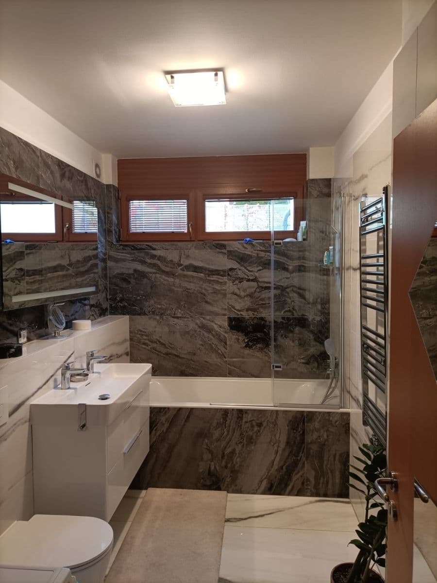 Prenájom bytu 2-izbový 65 m², Na Císařce, Praha, Praha Prenájom bytu 2-izbový 65 m², Na Císařce, Praha, Praha