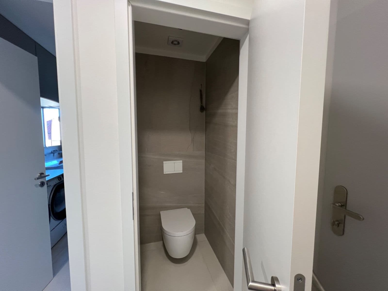 Predaj bytu 3-izbový 71 m², Vlnitá, Praha, Praha Predaj bytu 3-izbový 71 m², Vlnitá, Praha, Praha