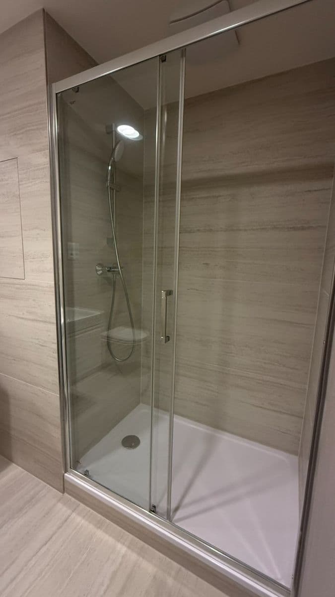 Prenájom bytu 1-izbový 39 m², Bukačova, Praha, Praha Prenájom bytu 1-izbový 39 m², Bukačova, Praha, Praha