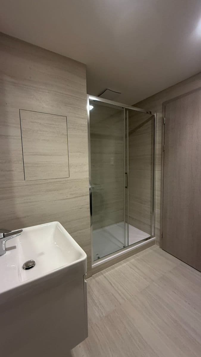 Prenájom bytu 1-izbový 39 m², Bukačova, Praha, Praha Prenájom bytu 1-izbový 39 m², Bukačova, Praha, Praha