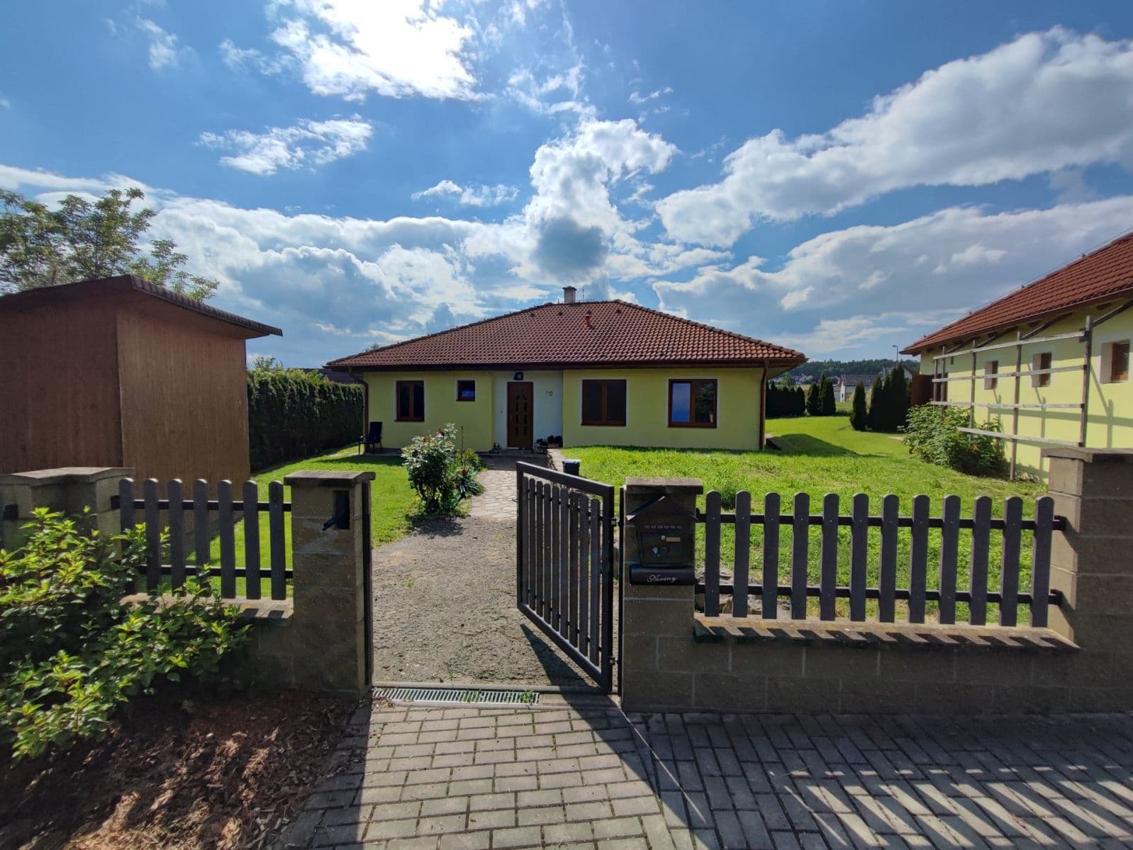 Predaj domu 154 m², pozemek 1.280 m², Litvínovice, Jihočeský kraj Predaj domu 154 m², pozemek 1.280 m², Litvínovice, Jihočeský kraj