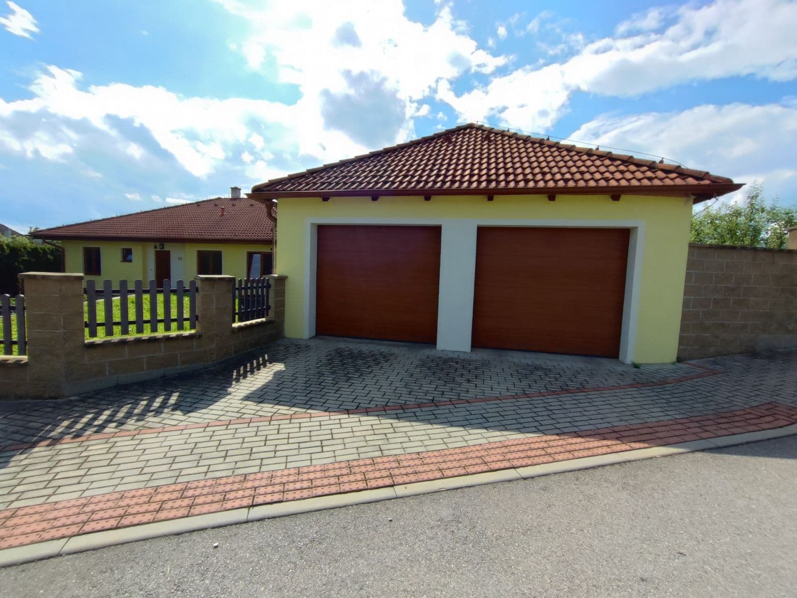 Predaj domu 154 m², pozemek 1.280 m², Litvínovice, Jihočeský kraj Predaj domu 154 m², pozemek 1.280 m², Litvínovice, Jihočeský kraj
