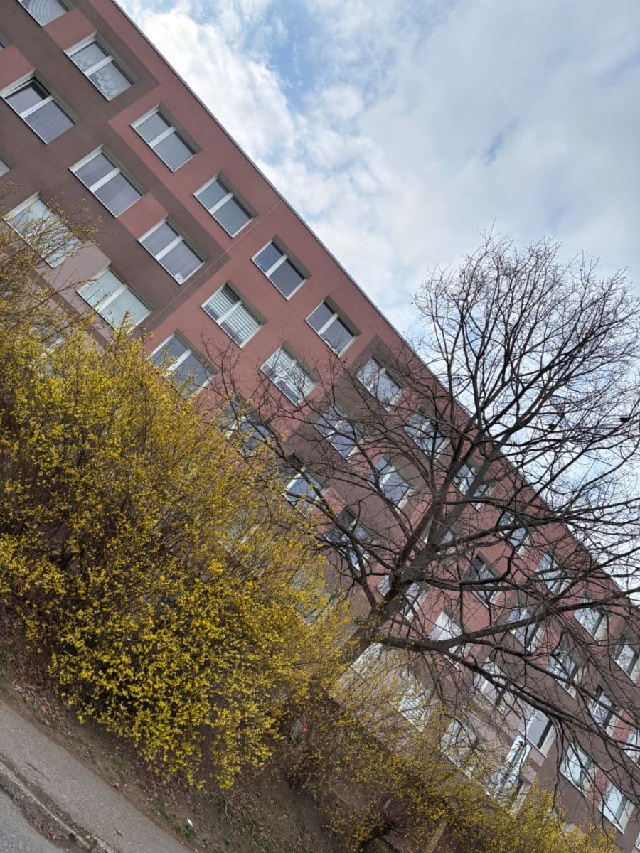 Predaj bytu 2-izbový 53 m², Nad Stadionem, Králův Dvůr, Středočeský kraj Predaj bytu 2-izbový 53 m², Nad Stadionem, Králův Dvůr, Středočeský kraj