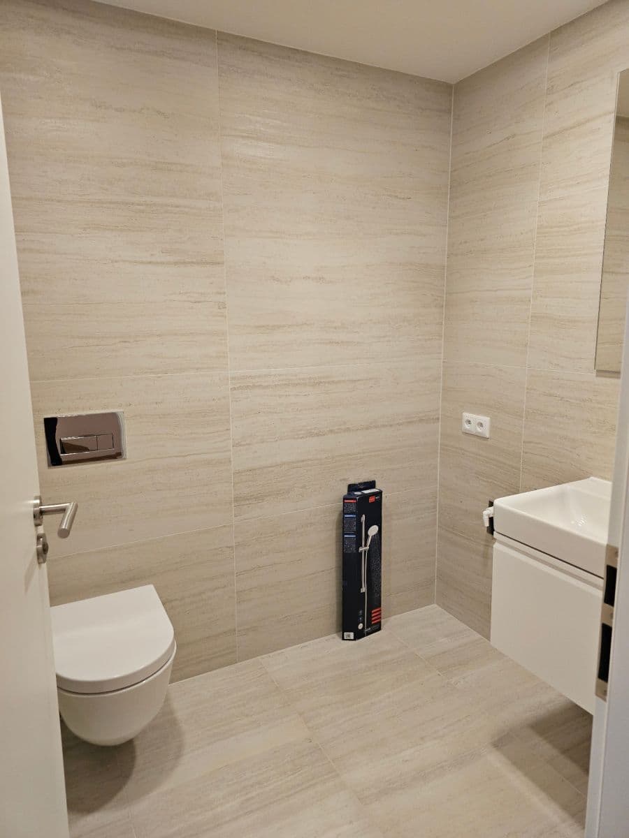 Prenájom bytu 2-izbový 50 m², Bukačova, Praha, Praha Prenájom bytu 2-izbový 50 m², Bukačova, Praha, Praha