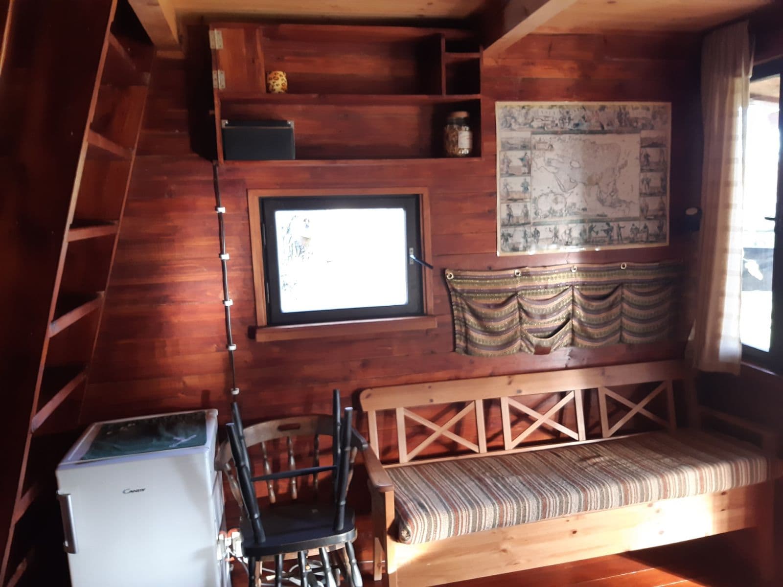 Prenájom rekreačného objektu 30 m², pozemek 1.800 m², Levohradecká, Roztoky, Středočeský kraj Prenájom rekreačného objektu 30 m², pozemek 1.800 m², Levohradecká, Roztoky, Středočeský kraj