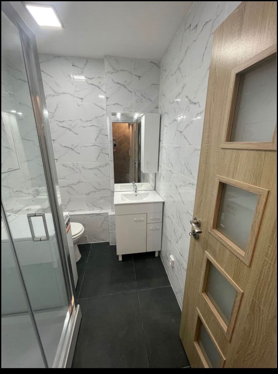 Prenájom bytu 1-izbový 29 m², Gen. Píky, Ostrava, Moravskoslezský kraj Prenájom bytu 1-izbový 29 m², Gen. Píky, Ostrava, Moravskoslezský kraj