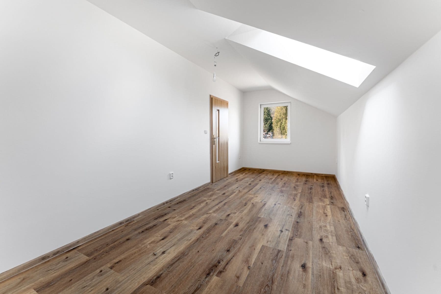 Predaj domu 132 m², pozemek 512 m², Hlavní, Chrustenice, Středočeský kraj Predaj domu 132 m², pozemek 512 m², Hlavní, Chrustenice, Středočeský kraj