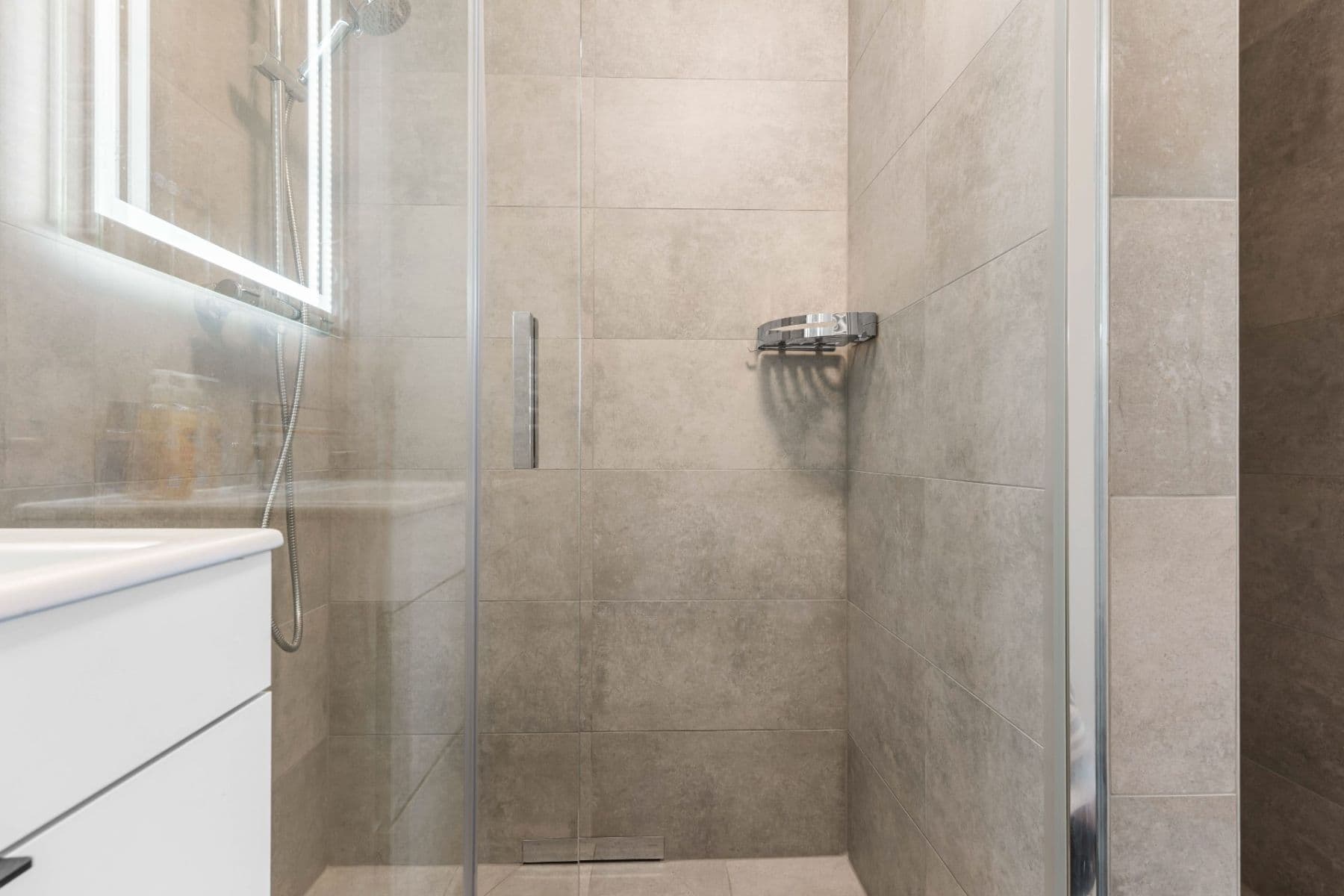 Prenájom bytu 3-izbový 72 m², K Barrandovu, Praha, Praha Prenájom bytu 3-izbový 72 m², K Barrandovu, Praha, Praha