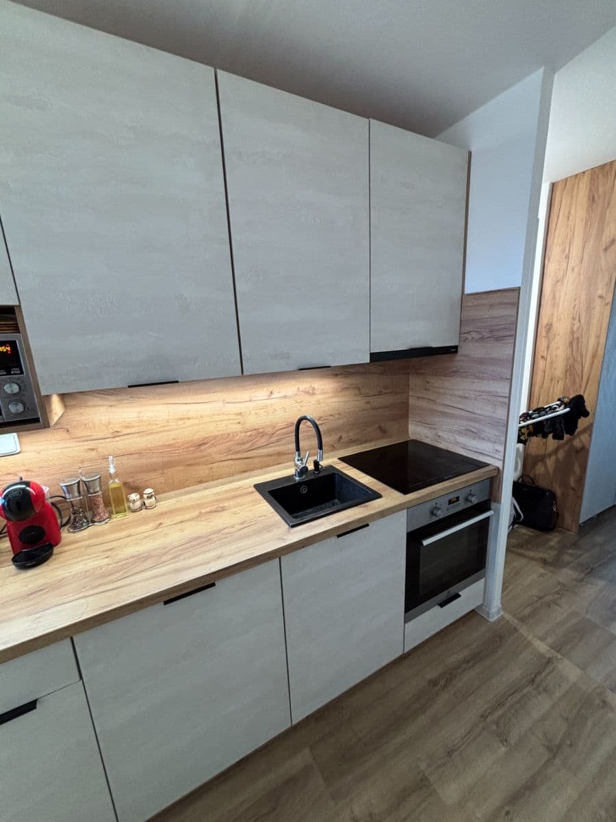 Prenájom bytu 1-izbový 38 m², Masarykova, Bohušovice nad Ohří, Ústecký kraj Prenájom bytu 1-izbový 38 m², Masarykova, Bohušovice nad Ohří, Ústecký kraj