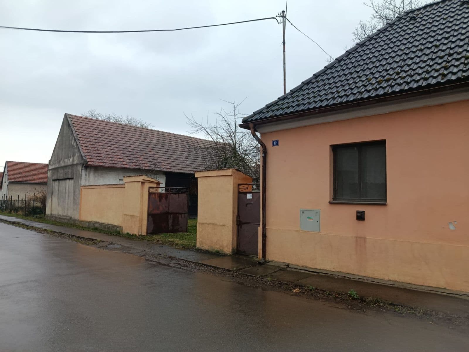 Predaj domu 283 m², pozemek 1.396 m², Hostovlice, Středočeský kraj Predaj domu 283 m², pozemek 1.396 m², Hostovlice, Středočeský kraj