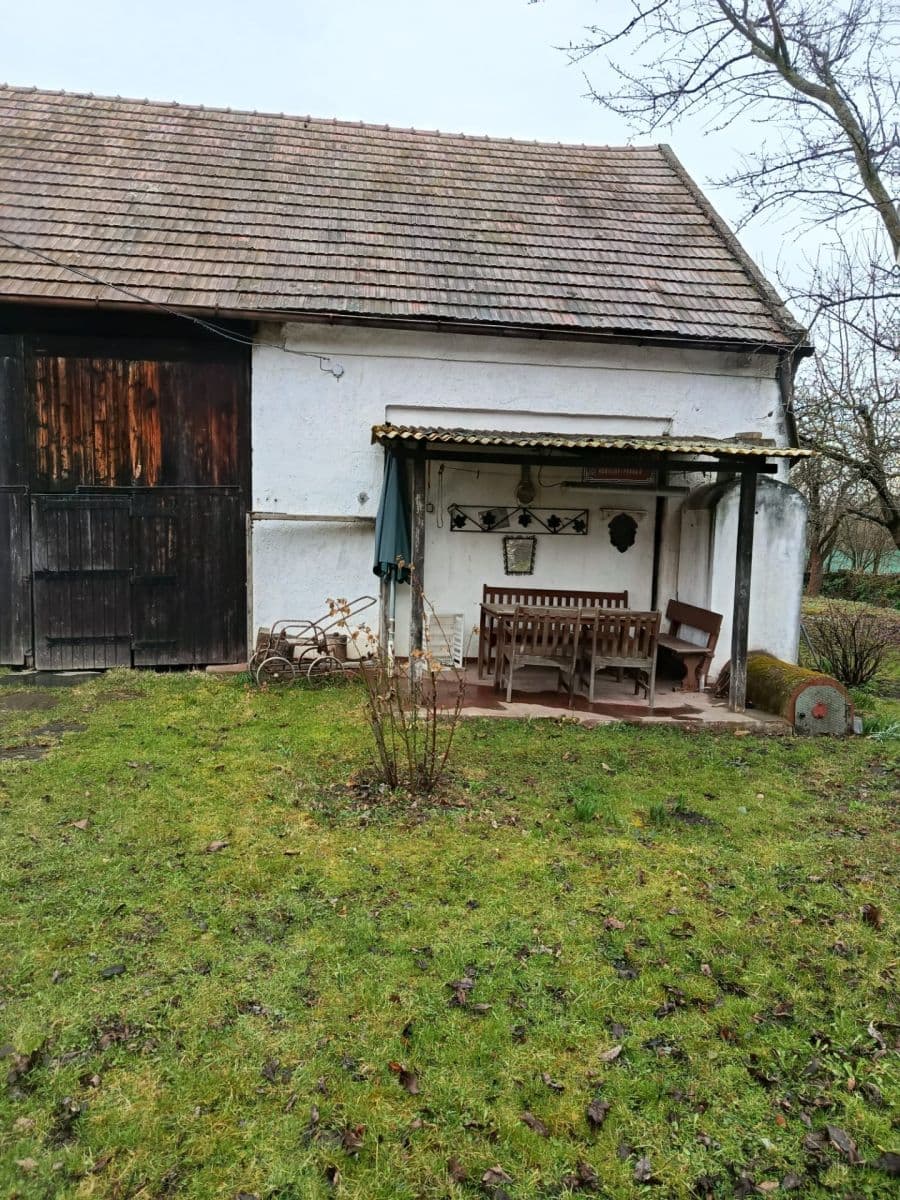 Predaj domu 283 m², pozemek 1.396 m², Hostovlice, Středočeský kraj Predaj domu 283 m², pozemek 1.396 m², Hostovlice, Středočeský kraj