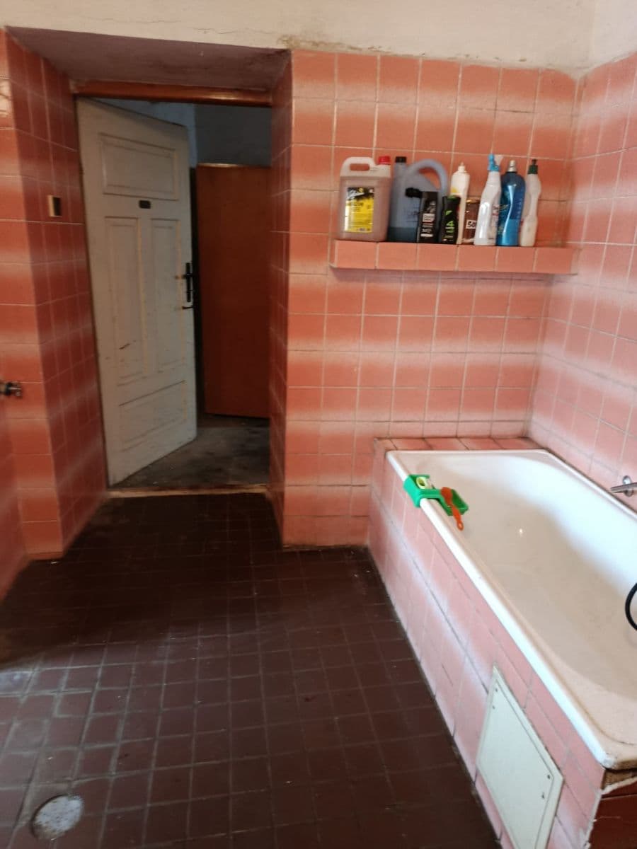 Predaj domu 283 m², pozemek 1.396 m², Hostovlice, Středočeský kraj Predaj domu 283 m², pozemek 1.396 m², Hostovlice, Středočeský kraj