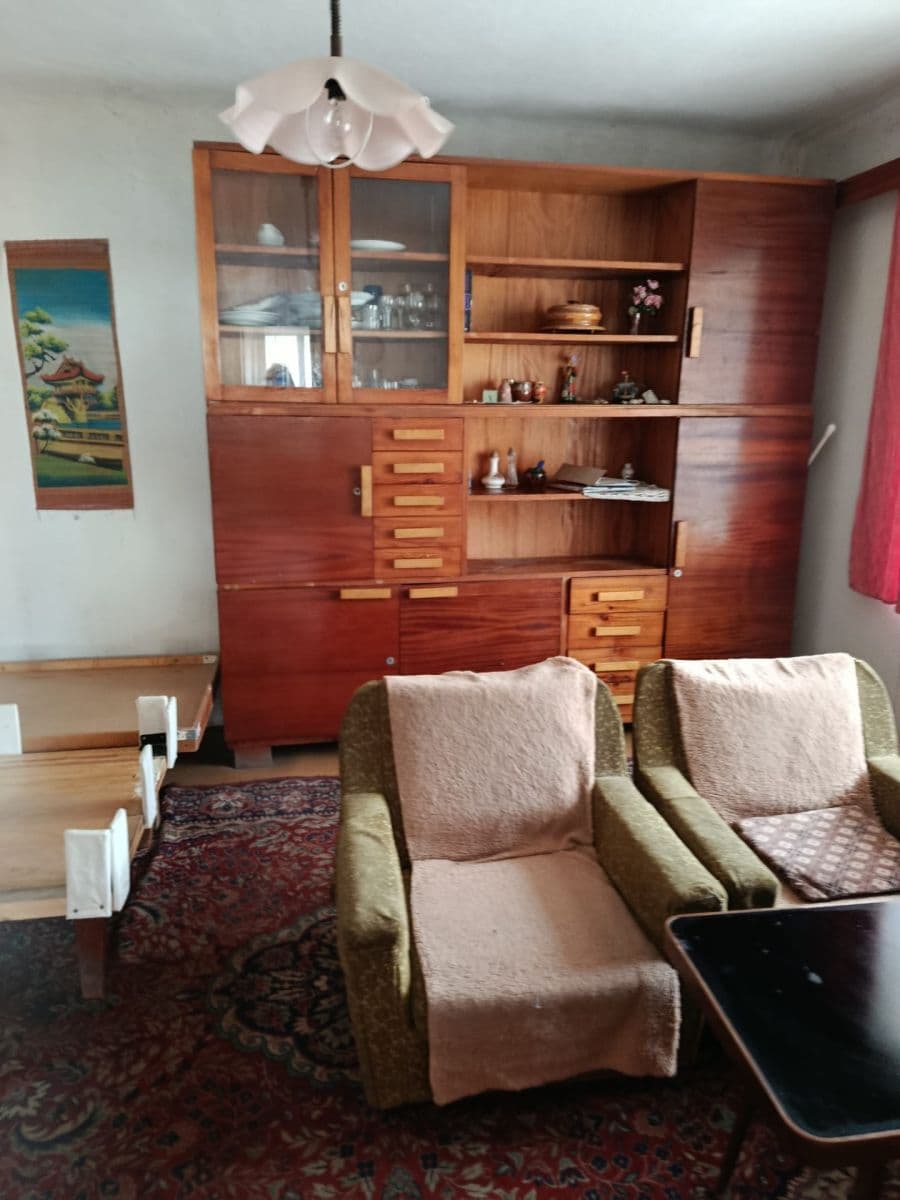 Predaj domu 283 m², pozemek 1.396 m², Hostovlice, Středočeský kraj Predaj domu 283 m², pozemek 1.396 m², Hostovlice, Středočeský kraj