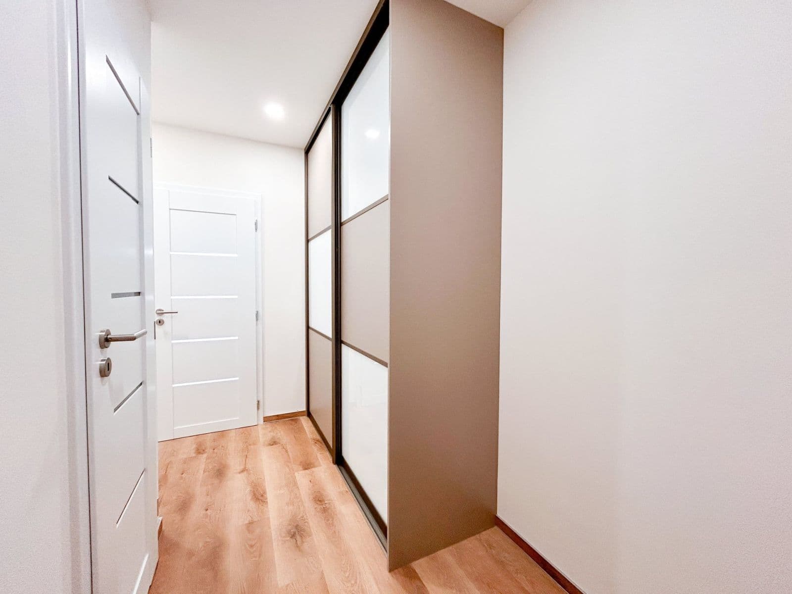 Prenájom bytu 2-izbový 44 m², Jateční, Kolín, Středočeský kraj Prenájom bytu 2-izbový 44 m², Jateční, Kolín, Středočeský kraj