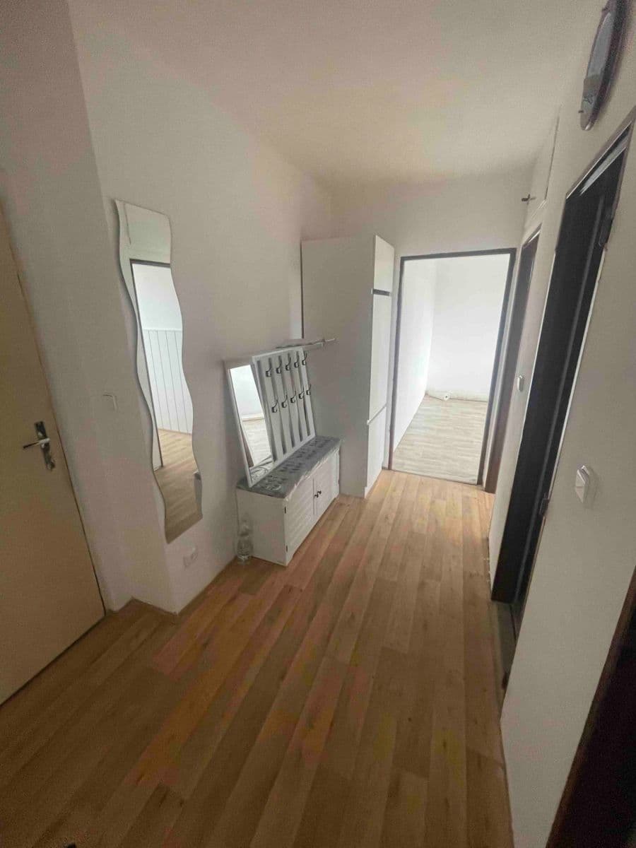 Prenájom bytu 2-izbový 50 m², Borotín, Jihočeský kraj Prenájom bytu 2-izbový 50 m², Borotín, Jihočeský kraj