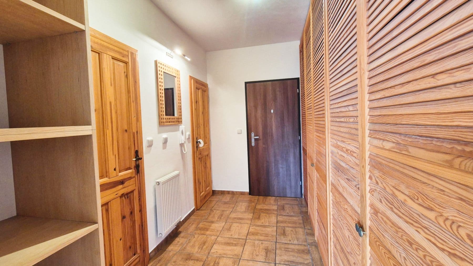 Prenájom bytu 1-izbový 46 m², T. G. Masaryka, Horoměřice, Středočeský kraj Prenájom bytu 1-izbový 46 m², T. G. Masaryka, Horoměřice, Středočeský kraj