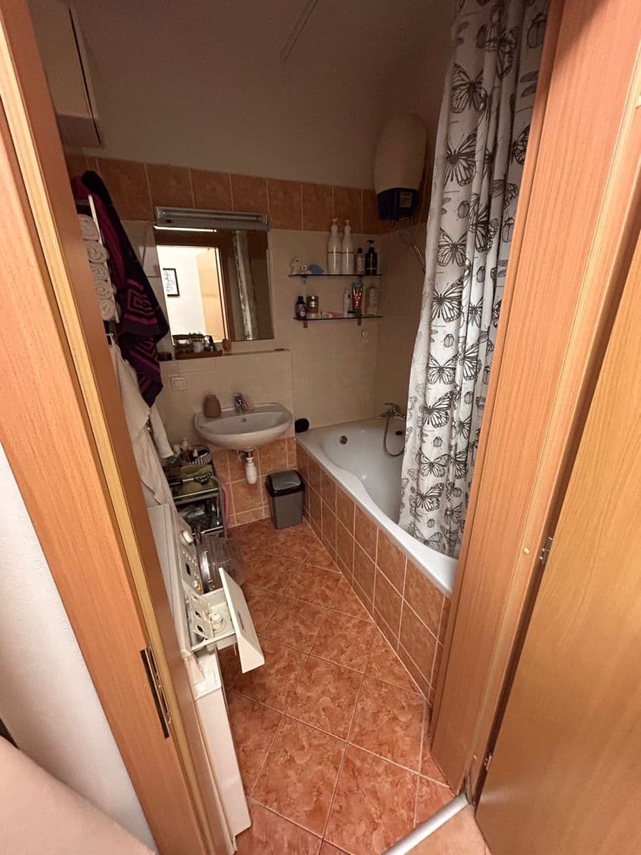 Predaj bytu 1-izbový 43 m², Strančická, Praha, Praha Predaj bytu 1-izbový 43 m², Strančická, Praha, Praha