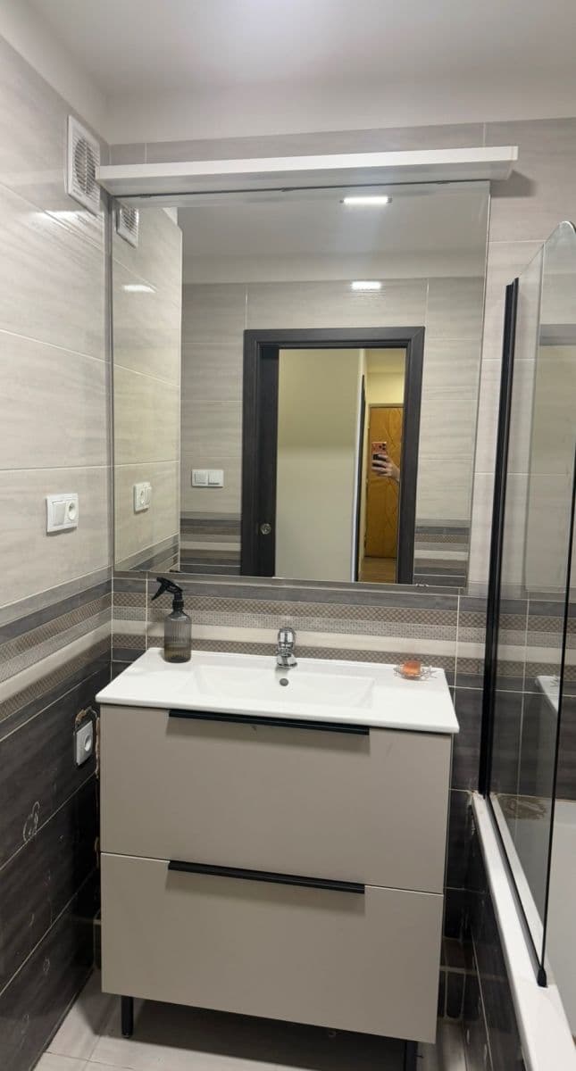 Prenájom bytu 4-izbový 80 m², Poděbradova, Ostrava, Moravskoslezský kraj Prenájom bytu 4-izbový 80 m², Poděbradova, Ostrava, Moravskoslezský kraj