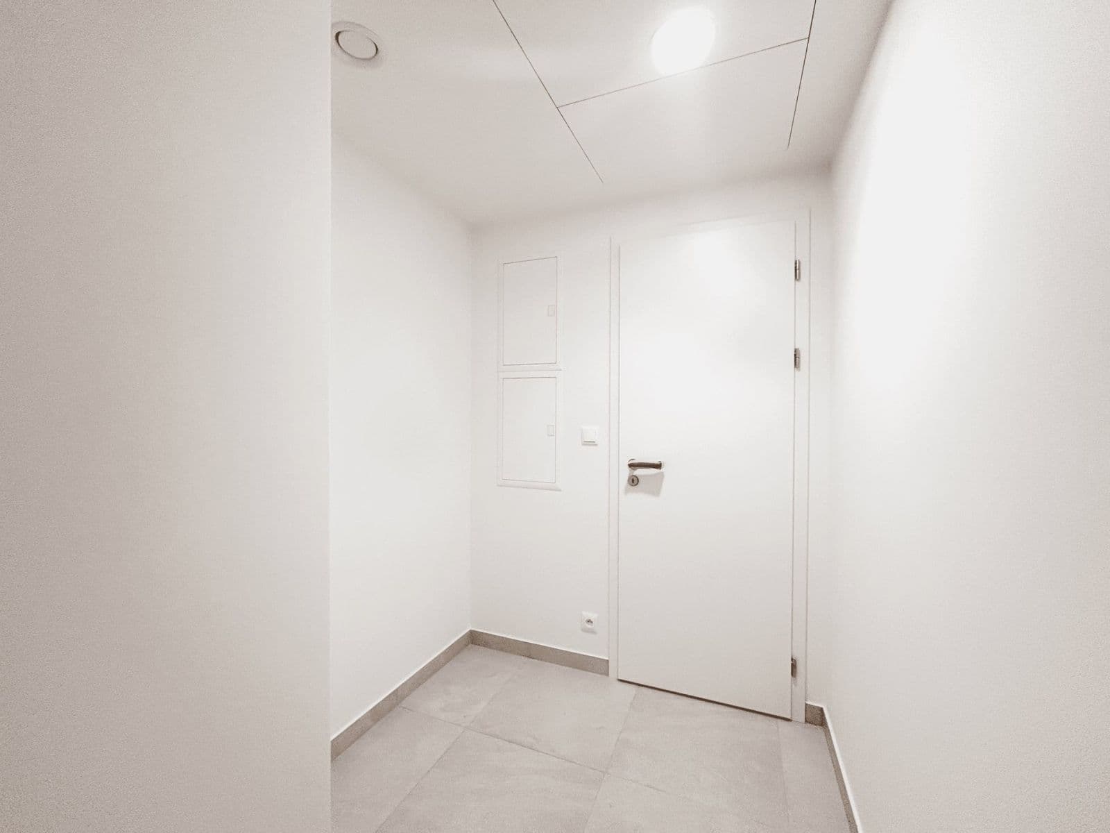 Prenájom bytu 2-izbový 59 m², Domalípova, Praha, Praha Prenájom bytu 2-izbový 59 m², Domalípova, Praha, Praha