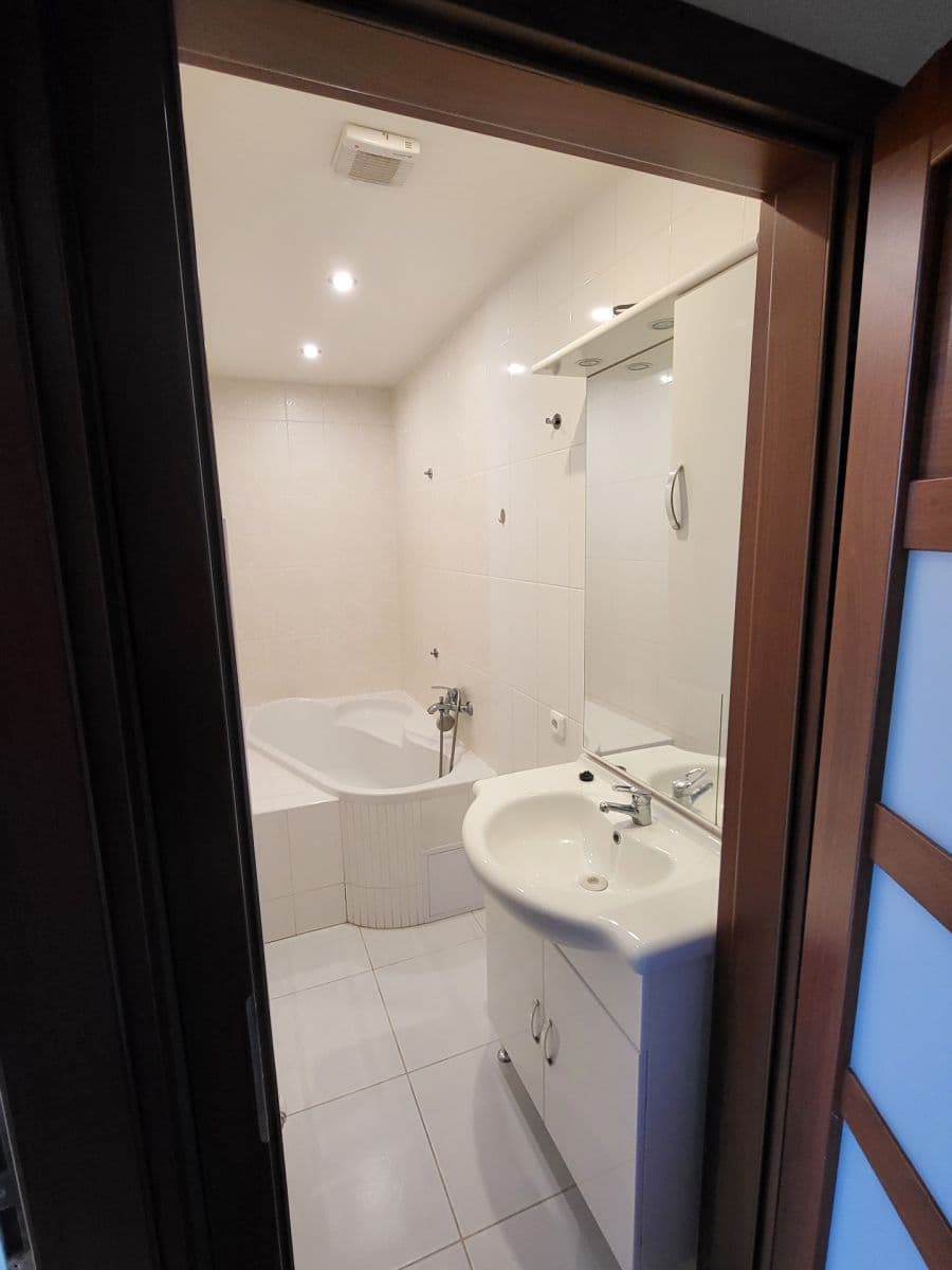 Prenájom bytu 1-izbový 30 m², Palachova, Ústí nad Labem, Ústecký kraj Prenájom bytu 1-izbový 30 m², Palachova, Ústí nad Labem, Ústecký kraj