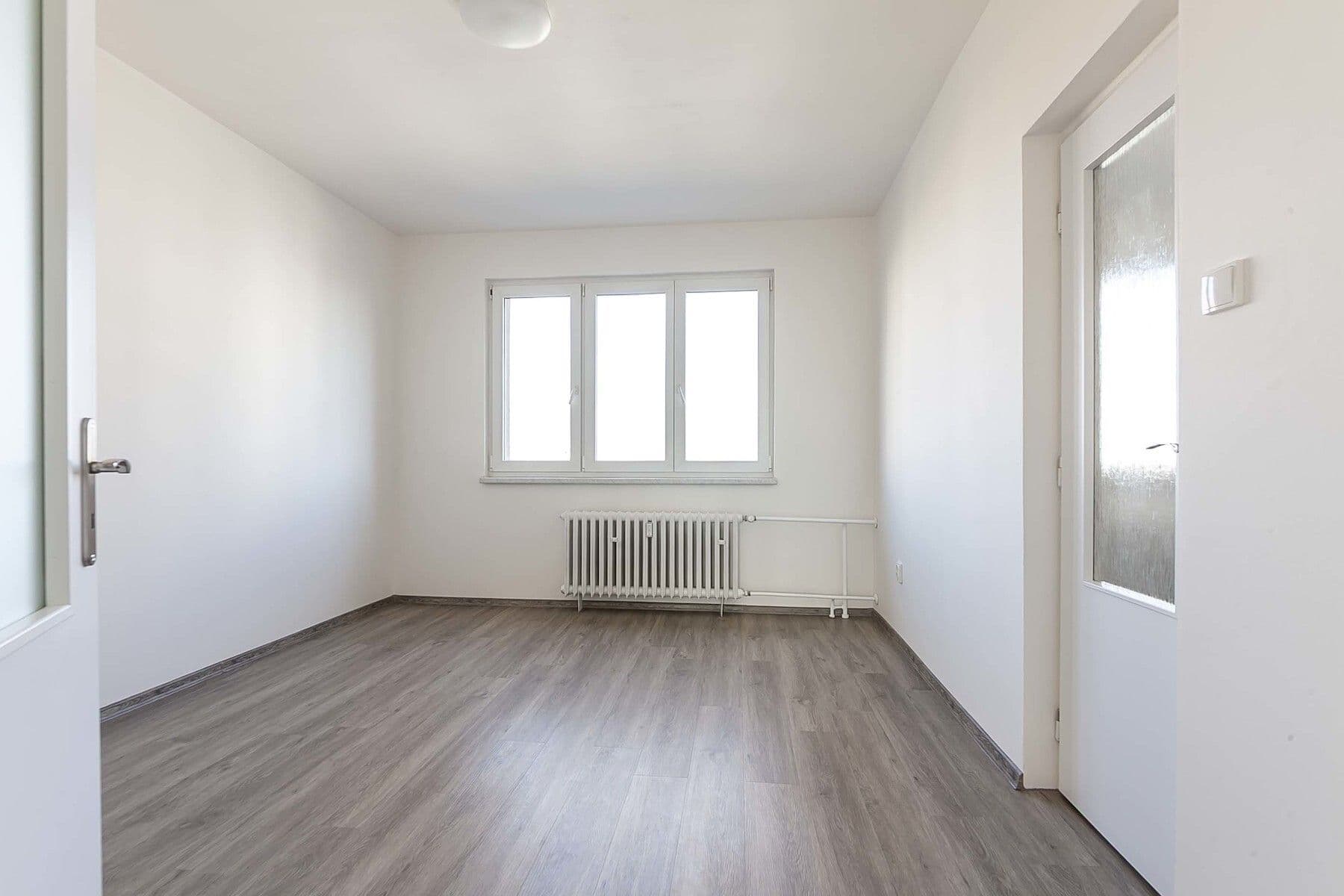 Predaj bytu 2-izbový 60 m², Kapraďová, Praha, Praha Predaj bytu 2-izbový 60 m², Kapraďová, Praha, Praha