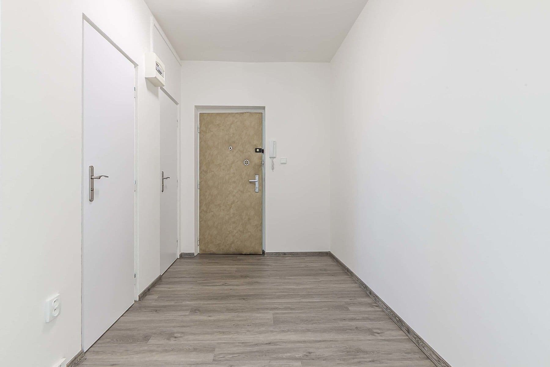 Predaj bytu 2-izbový 60 m², Kapraďová, Praha, Praha Predaj bytu 2-izbový 60 m², Kapraďová, Praha, Praha