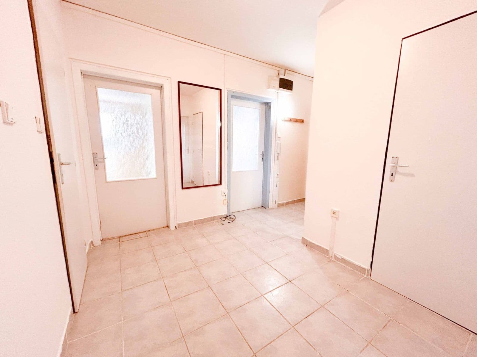 Prenájom bytu 3-izbový 77 m², Dědinova, Praha, Praha Prenájom bytu 3-izbový 77 m², Dědinova, Praha, Praha