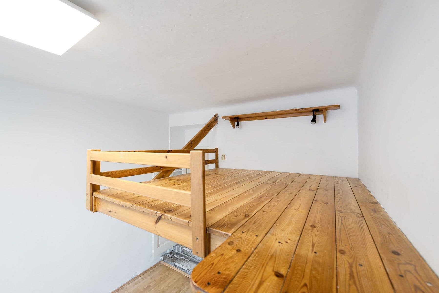 Predaj bytu 3-izbový 65 m², Jaromírova, Praha, Praha Predaj bytu 3-izbový 65 m², Jaromírova, Praha, Praha