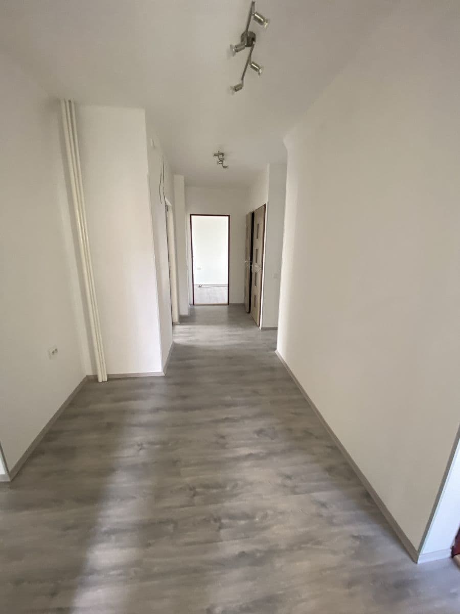 Prenájom bytu 5-izbový 115 m², Jižní Ⅱ, Praha, Praha Prenájom bytu 5-izbový 115 m², Jižní Ⅱ, Praha, Praha