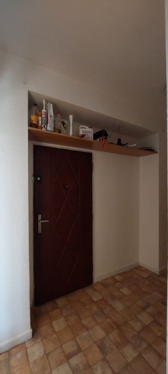 Predaj bytu 1-izbový 40 m², Korunní, Ostrava, Moravskoslezský kraj Predaj bytu 1-izbový 40 m², Korunní, Ostrava, Moravskoslezský kraj