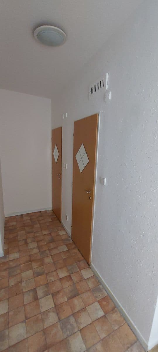 Predaj bytu 1-izbový 40 m², Korunní, Ostrava, Moravskoslezský kraj Predaj bytu 1-izbový 40 m², Korunní, Ostrava, Moravskoslezský kraj