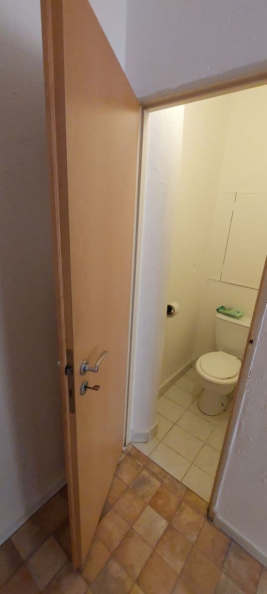 Predaj bytu 1-izbový 40 m², Korunní, Ostrava, Moravskoslezský kraj Predaj bytu 1-izbový 40 m², Korunní, Ostrava, Moravskoslezský kraj