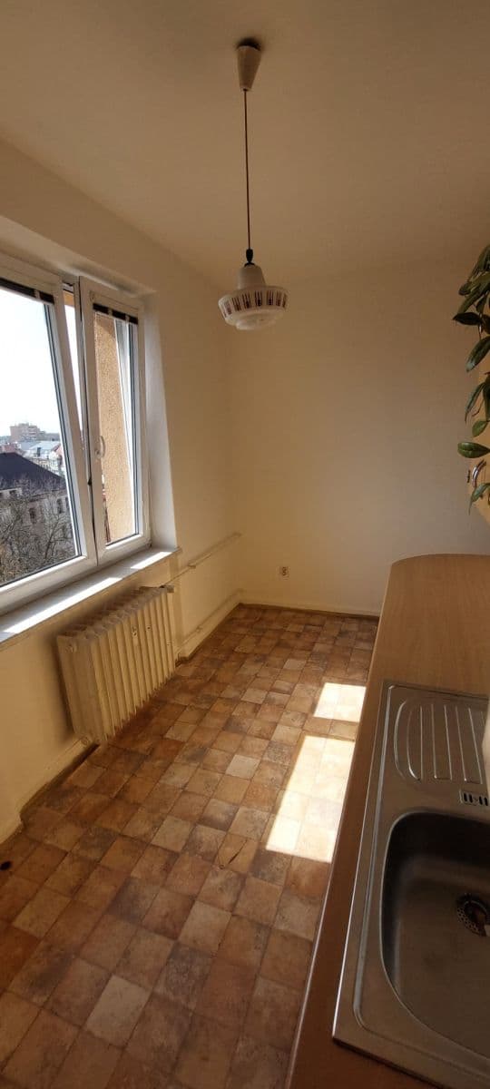 Predaj bytu 1-izbový 40 m², Korunní, Ostrava, Moravskoslezský kraj Predaj bytu 1-izbový 40 m², Korunní, Ostrava, Moravskoslezský kraj