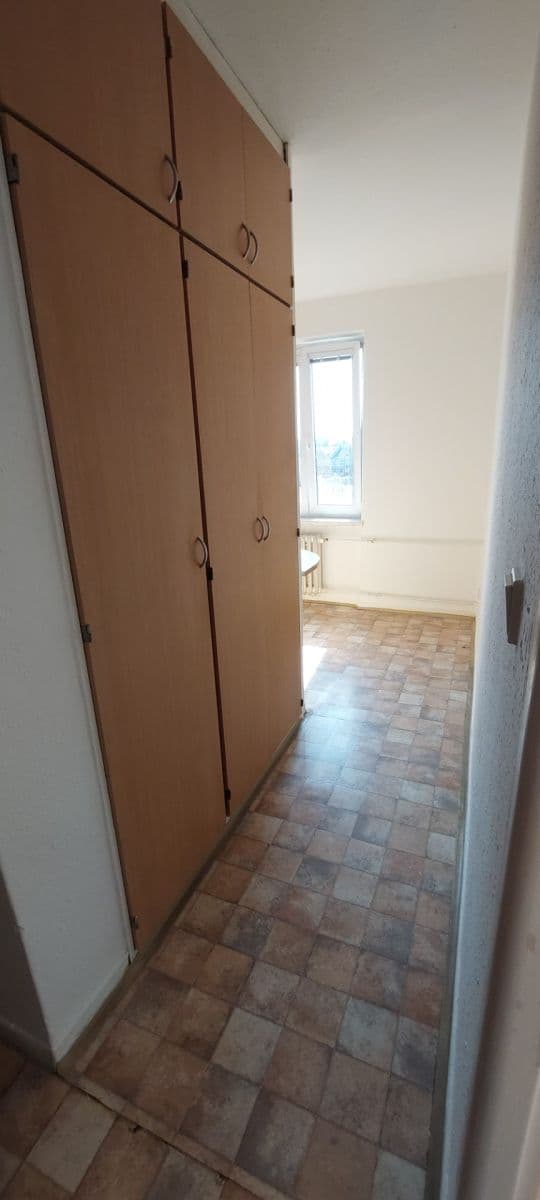 Predaj bytu 1-izbový 40 m², Korunní, Ostrava, Moravskoslezský kraj Predaj bytu 1-izbový 40 m², Korunní, Ostrava, Moravskoslezský kraj