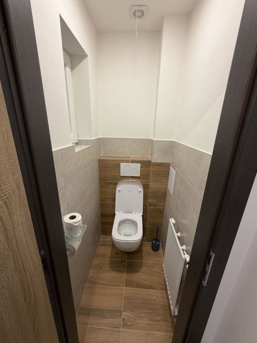 Prenájom bytu 2-izbový 55 m², Sokolovská, Praha, Praha Prenájom bytu 2-izbový 55 m², Sokolovská, Praha, Praha