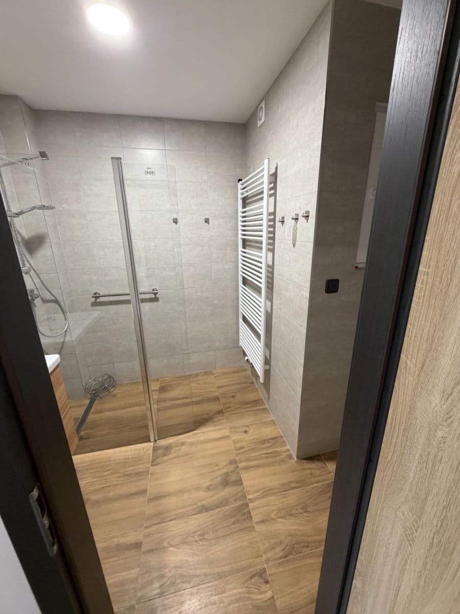 Prenájom bytu 2-izbový 55 m², Sokolovská, Praha, Praha Prenájom bytu 2-izbový 55 m², Sokolovská, Praha, Praha