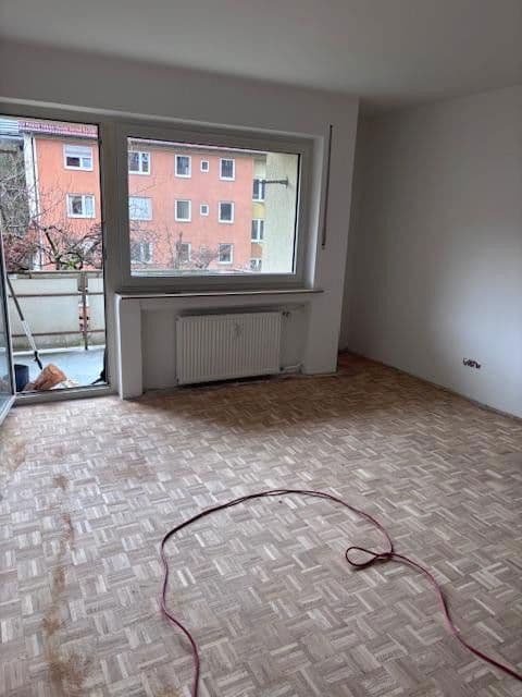 Prenájom bytu 4-izbový 92 m², München, Bavorsko Prenájom bytu 4-izbový 92 m², München, Bavorsko