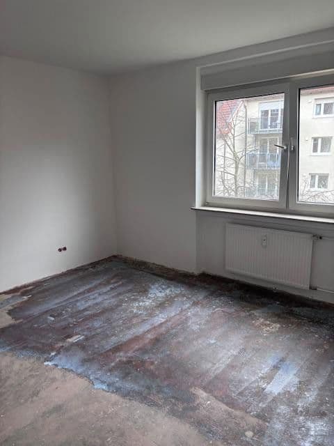 Prenájom bytu 4-izbový 92 m², München, Bavorsko Prenájom bytu 4-izbový 92 m², München, Bavorsko