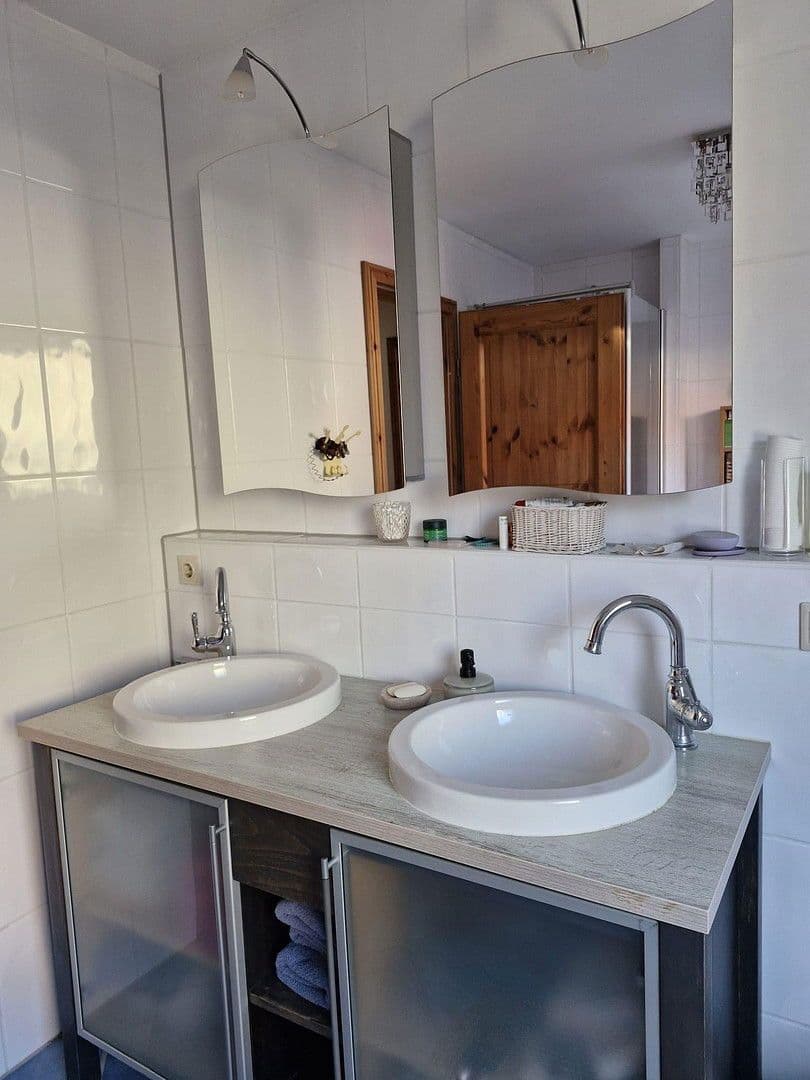 Predaj domu 135 m², pozemek 189 m², Plüderhausen, Bádensko-Wurttembersko Predaj domu 135 m², pozemek 189 m², Plüderhausen, Bádensko-Wurttembersko