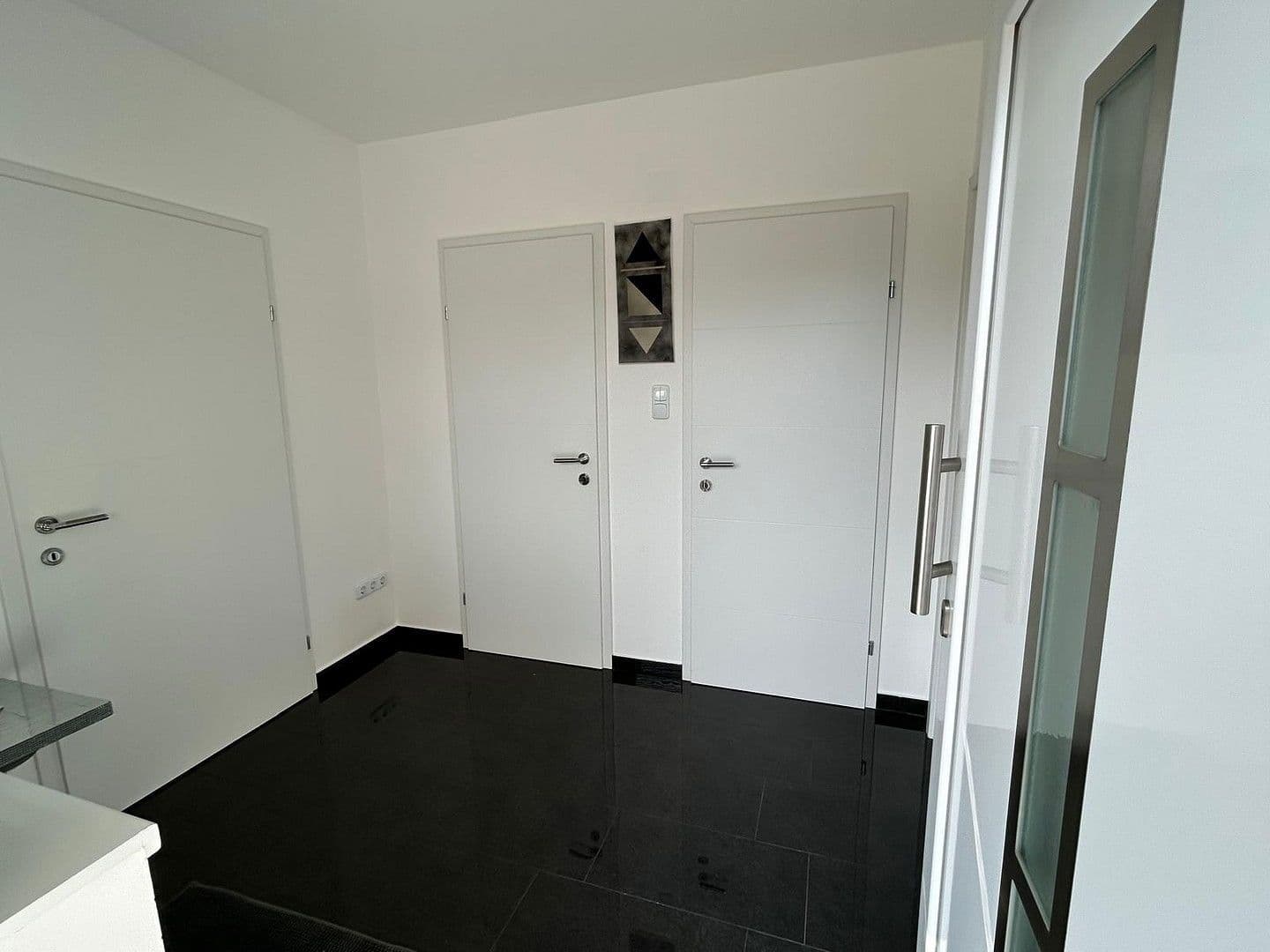 Prenájom domu 130 m², pozemek 589 m², Maria Lourd Weg 9, Enzersfel im Weinviertel, Dolné Rakúsko Prenájom domu 130 m², pozemek 589 m², Maria Lourd Weg 9, Enzersfel im Weinviertel, Dolné Rakúsko