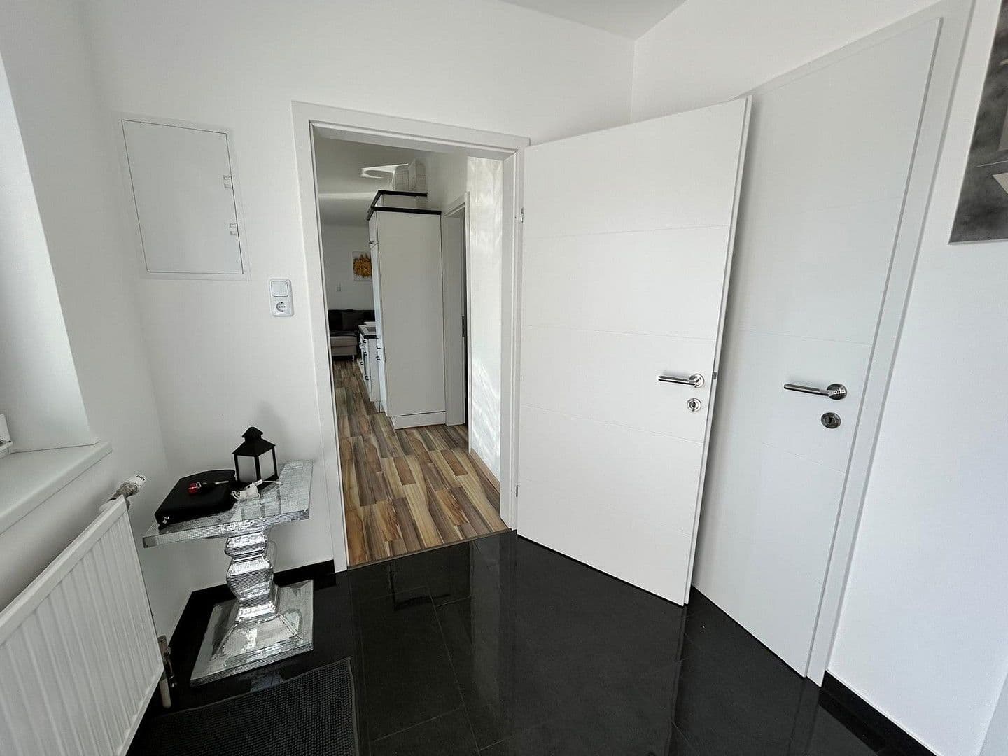 Prenájom domu 130 m², pozemek 589 m², Maria Lourd Weg 9, Enzersfel im Weinviertel, Dolné Rakúsko Prenájom domu 130 m², pozemek 589 m², Maria Lourd Weg 9, Enzersfel im Weinviertel, Dolné Rakúsko
