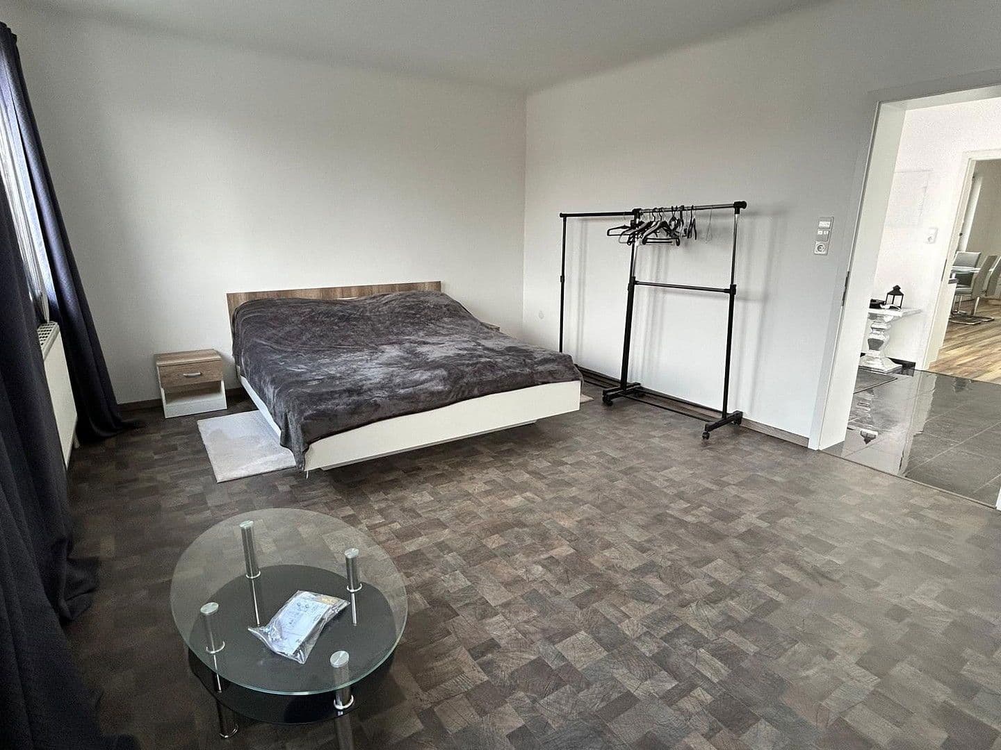 Prenájom domu 130 m², pozemek 589 m², Maria Lourd Weg 9, Enzersfel im Weinviertel, Dolné Rakúsko Prenájom domu 130 m², pozemek 589 m², Maria Lourd Weg 9, Enzersfel im Weinviertel, Dolné Rakúsko