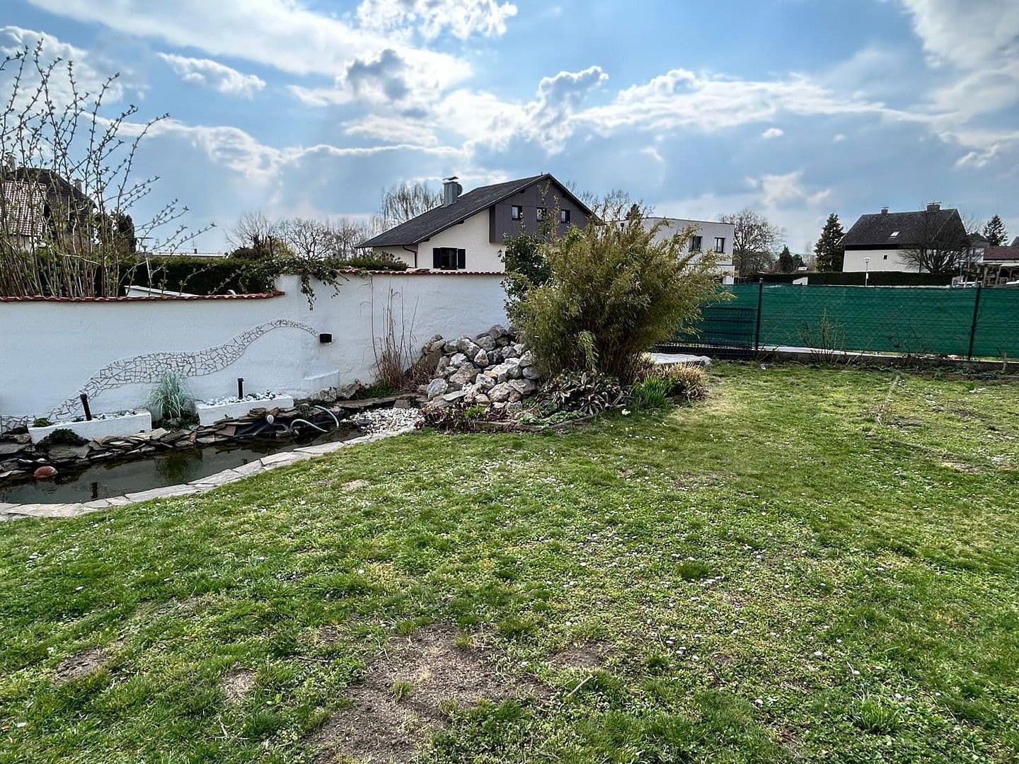 Prenájom domu 130 m², pozemek 589 m², Maria Lourd Weg 9, Enzersfel im Weinviertel, Dolné Rakúsko Prenájom domu 130 m², pozemek 589 m², Maria Lourd Weg 9, Enzersfel im Weinviertel, Dolné Rakúsko