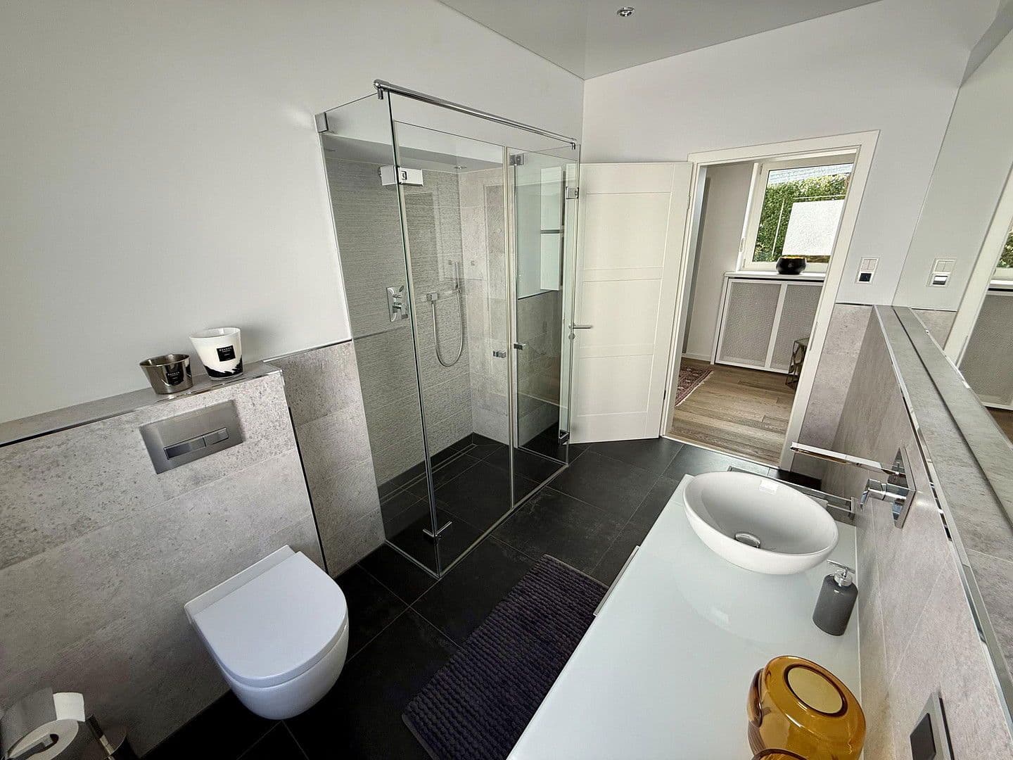 Predaj domu 418 m², pozemek 2.195 m², Hirschberg an der Bergstraße, Bádensko-Wurttembersko Predaj domu 418 m², pozemek 2.195 m², Hirschberg an der Bergstraße, Bádensko-Wurttembersko