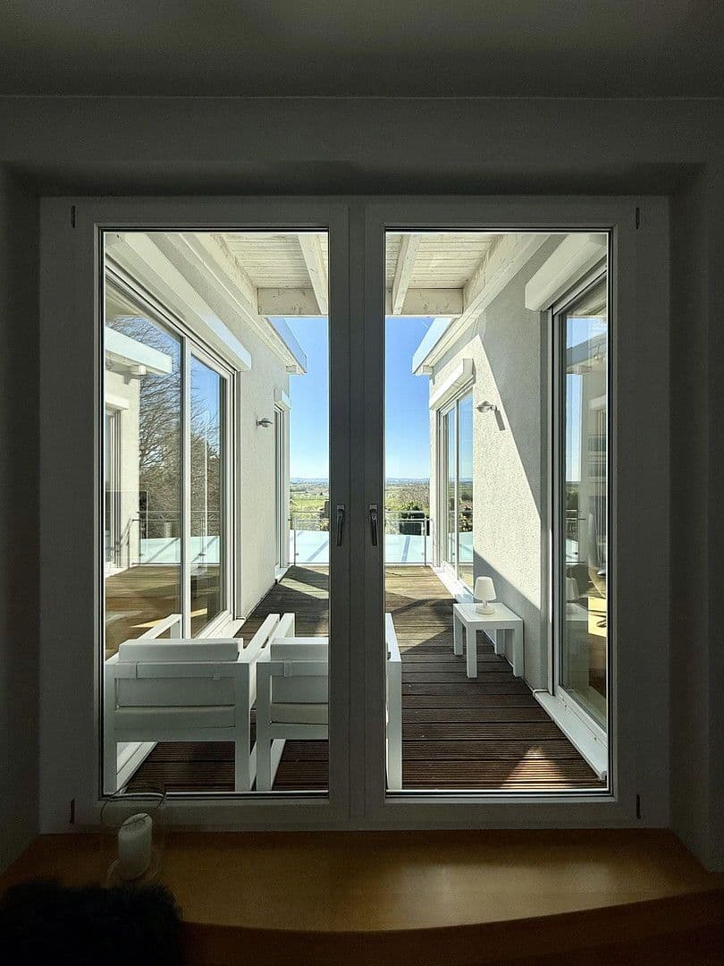 Predaj domu 418 m², pozemek 2.195 m², Hirschberg an der Bergstraße, Bádensko-Wurttembersko Predaj domu 418 m², pozemek 2.195 m², Hirschberg an der Bergstraße, Bádensko-Wurttembersko