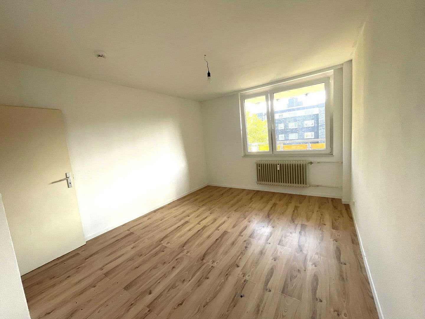Prenájom bytu 2-izbový 64 m², Wuppertal, Severné Porýnie - Westfálsko Prenájom bytu 2-izbový 64 m², Wuppertal, Severné Porýnie - Westfálsko
